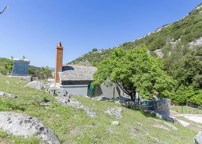 House Sv. Lovre بيت للعطل
