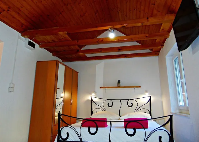 بيت للعطل House Sv. Lovre بوستيرا